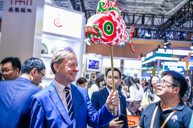 徽风皖韵绘新篇 安徽版权精品闪耀第十届版博会